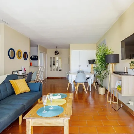 Grand Azur - Ideal Couple En Escapade Vieil - Terrasse - Climatisation - Wifi Hd - Gravette & Gare Sncf 5min A Pied - Port Vauban A Pied - Vieille Appartement