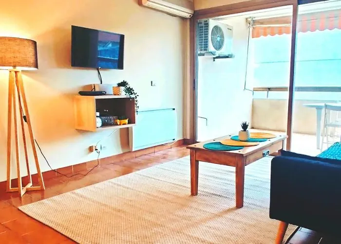 Grand Azur Avec Terrasse - Vieil أنتيب